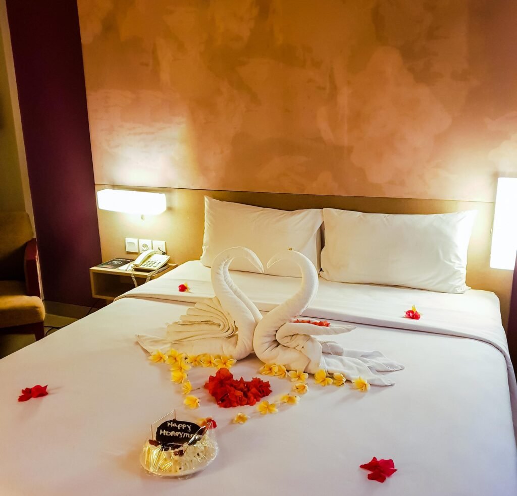 romantic-honeymoon-hotel-suite-2022-10-28-21-38-26-utc.jpg